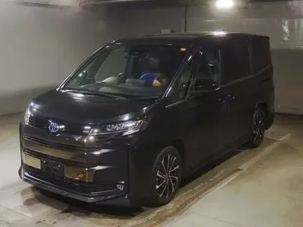 2023 TOYOTA NOAH