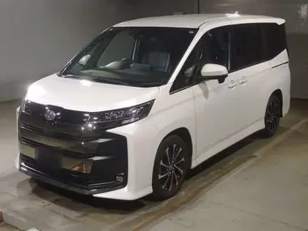 2023 TOYOTA NOAH