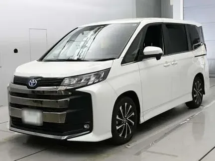 2023 TOYOTA NOAH