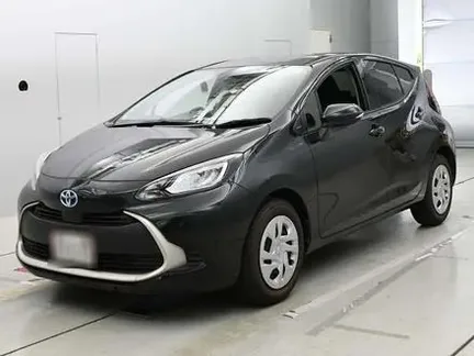 2025 TOYOTA AQUA