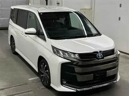 2024 TOYOTA NOAH