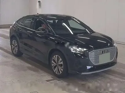 2024 AUDI Q4
