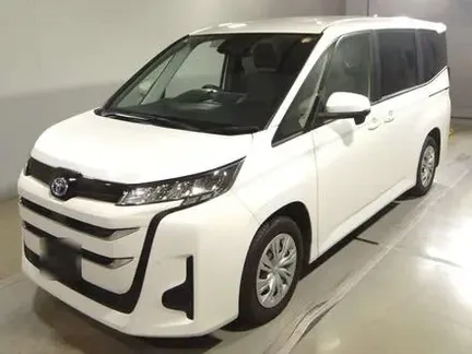 2023 TOYOTA NOAH