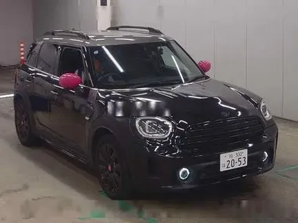 2022 MINI CROSSOVER