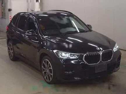 2022 BMW X1