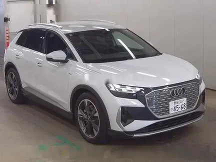 2023 AUDI Q4