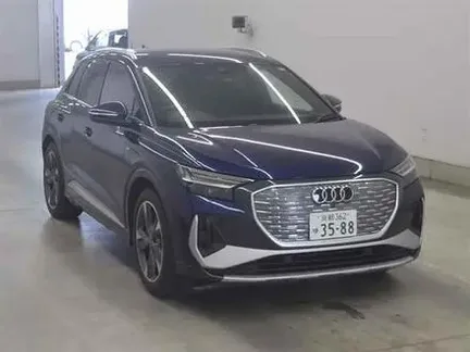 2023 AUDI Q4