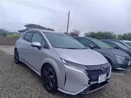 2022 NISSAN AURA