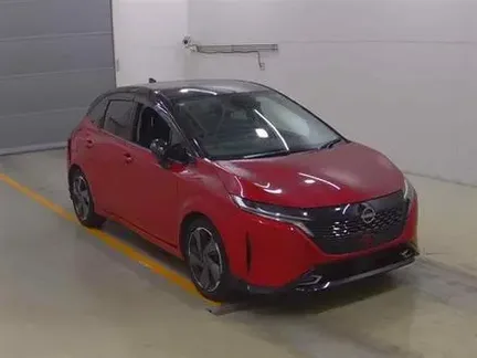 2022 NISSAN AURA