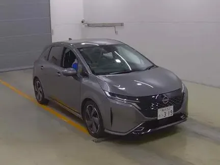 2022 NISSAN AURA