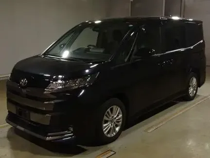 2023 TOYOTA NOAH
