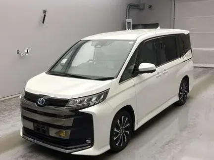 2023 TOYOTA NOAH