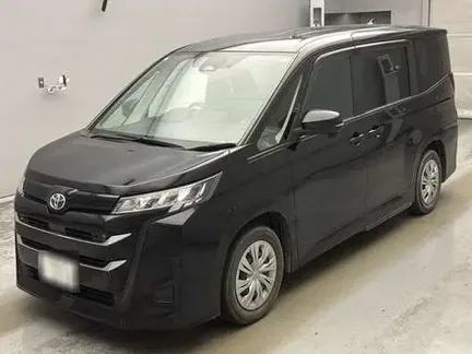 2022 TOYOTA NOAH