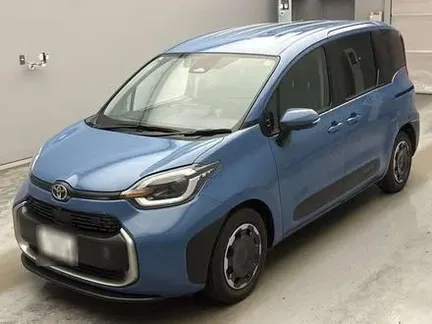 2022 TOYOTA SIENTA