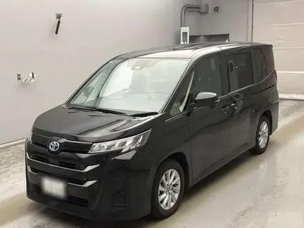 2024 TOYOTA NOAH