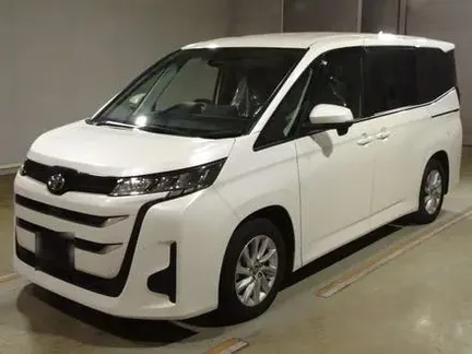 2023 TOYOTA NOAH