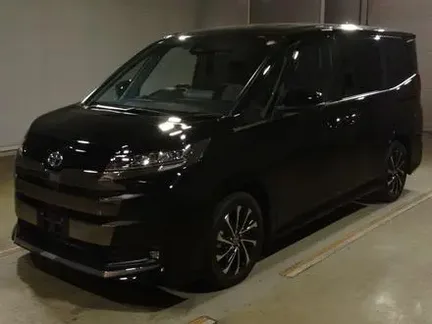 2023 TOYOTA NOAH