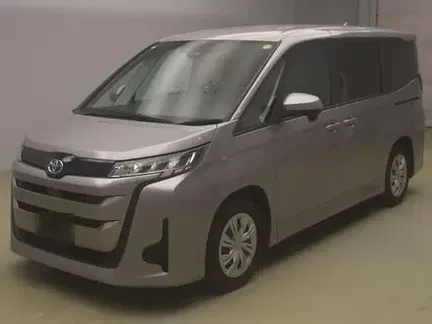 2022 TOYOTA NOAH