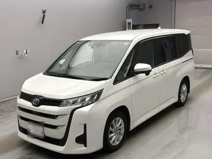 2023 TOYOTA NOAH