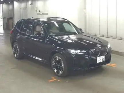 2023 BMW IX3