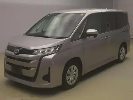 2022 TOYOTA NOAH