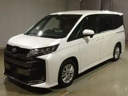 2022 TOYOTA NOAH