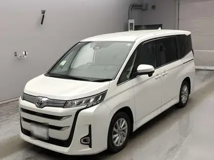 2022 TOYOTA NOAH