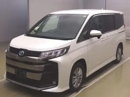 2023 TOYOTA NOAH