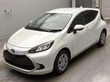 2024 TOYOTA AQUA