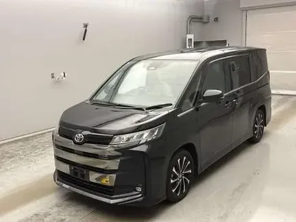 2023 TOYOTA NOAH