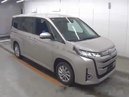 2023 TOYOTA NOAH