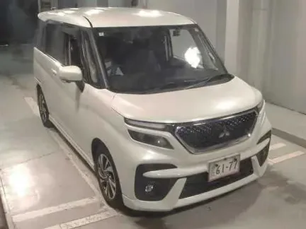2022 MITSUBISHI DELICA D:2