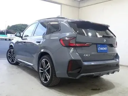 2023 BMW IX1
