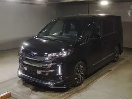 2024 TOYOTA NOAH