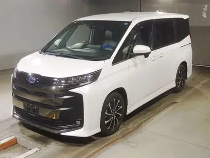 2022 TOYOTA NOAH