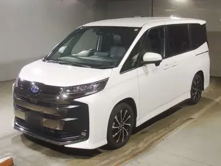 2023 TOYOTA NOAH