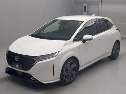 2024 NISSAN AURA