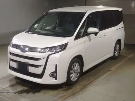 2023 TOYOTA NOAH