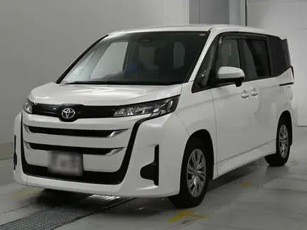 2025 TOYOTA NOAH