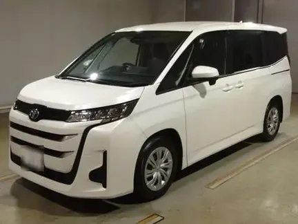 2024 TOYOTA NOAH
