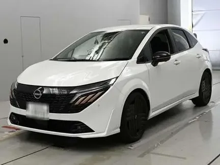 2024 NISSAN AURA