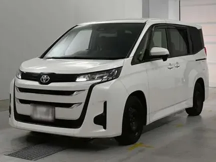 2024 TOYOTA NOAH