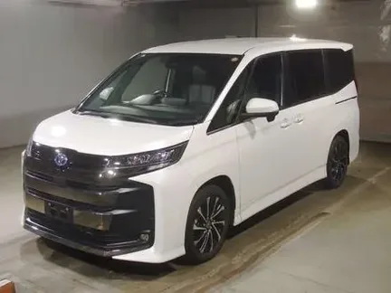 2023 TOYOTA NOAH