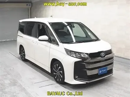 2023 TOYOTA NOAH