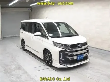 2023 TOYOTA NOAH