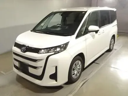 2023 TOYOTA NOAH