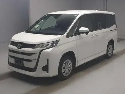 2023 TOYOTA NOAH
