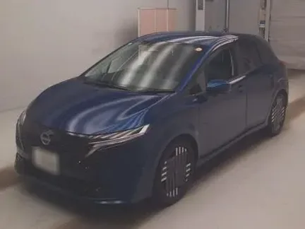 2025 NISSAN AURA