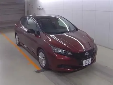 2022 NISSAN LEAF