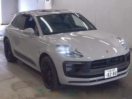 2022 PORSCHE MACAN